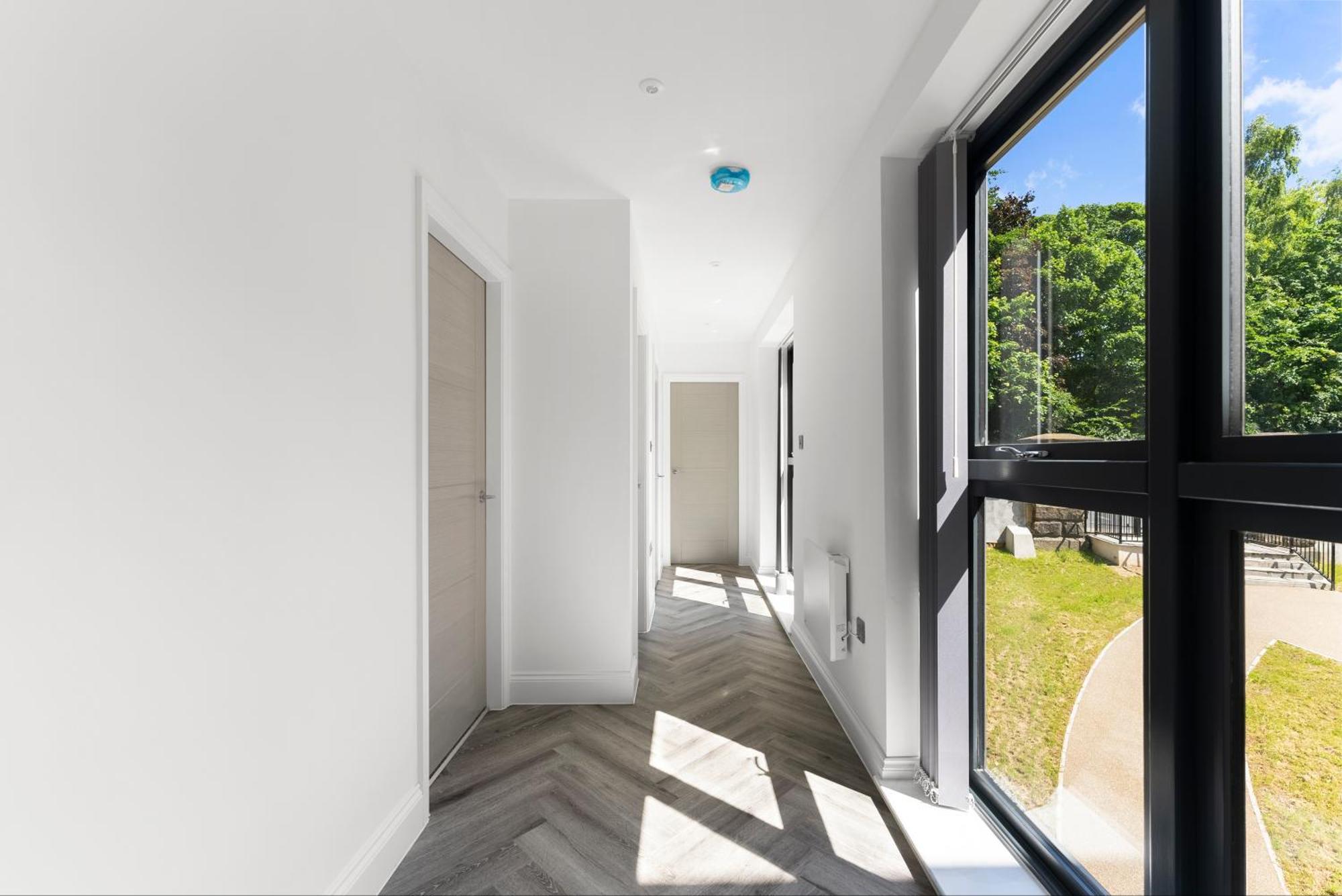 Stylish Large Leeds Apartment - Parking Buitenkant foto